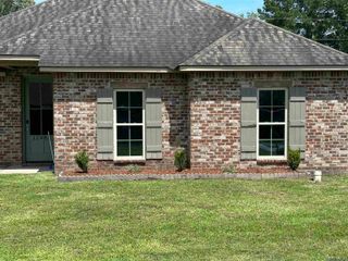 12402 Buddy Ellis Rd, Denham Springs, LA 70726