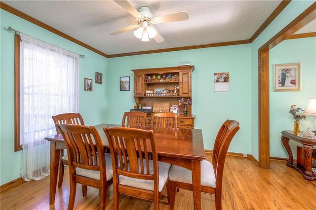 15808 Glenwood Avenue, Overland Park, KS 66223