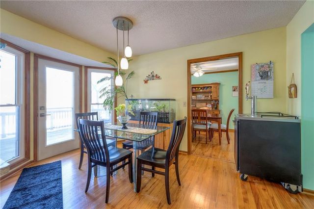 15808 Glenwood Avenue, Overland Park, KS 66223