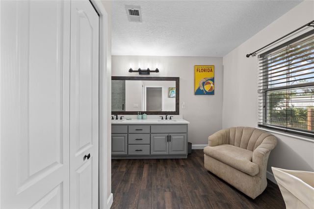 2065 MUSTANG COURT, St Cloud, FL 34771