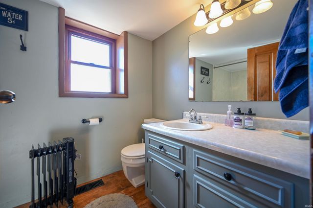 6633 E 400 SOUTH, Kokomo, IN 46902