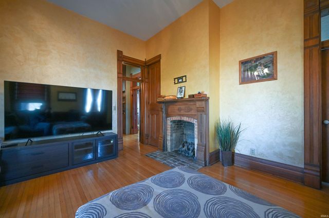 6633 E 400 SOUTH, Kokomo, IN 46902