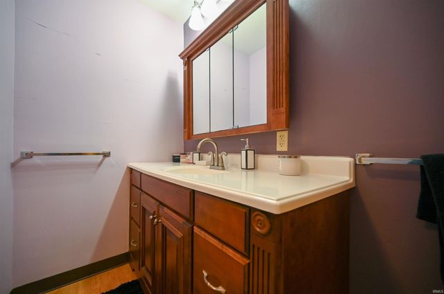 6633 E 400 SOUTH, Kokomo, IN 46902