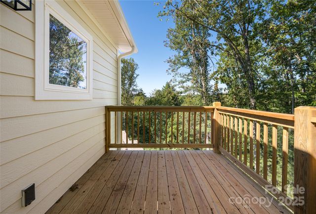 83 Greenwood Fields Drive, Asheville, NC 28804