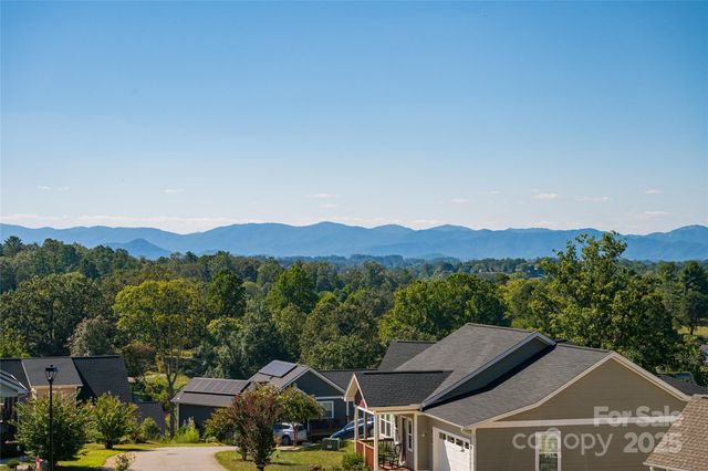 83 Greenwood Fields Drive, Asheville, NC 28804