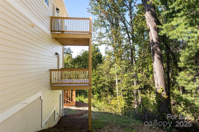 83 Greenwood Fields Drive, Asheville, NC 28804