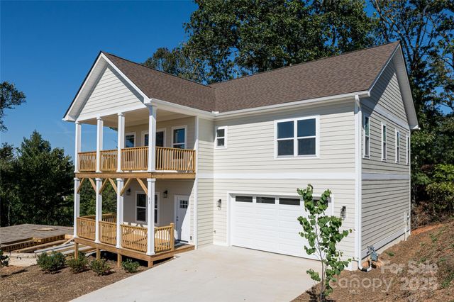 83 Greenwood Fields Drive, Asheville, NC 28804