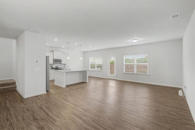 350 Cranston Drive, Ball Ground, GA 30107