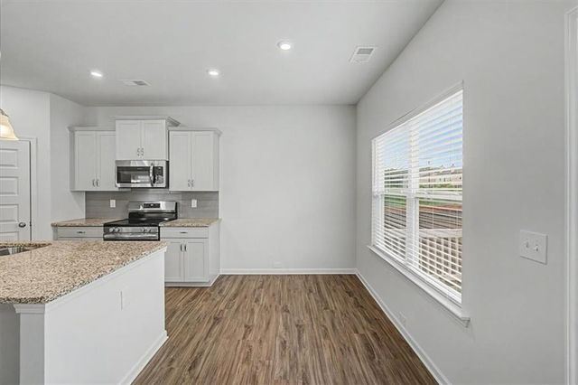 350 Cranston Drive, Ball Ground, GA 30107