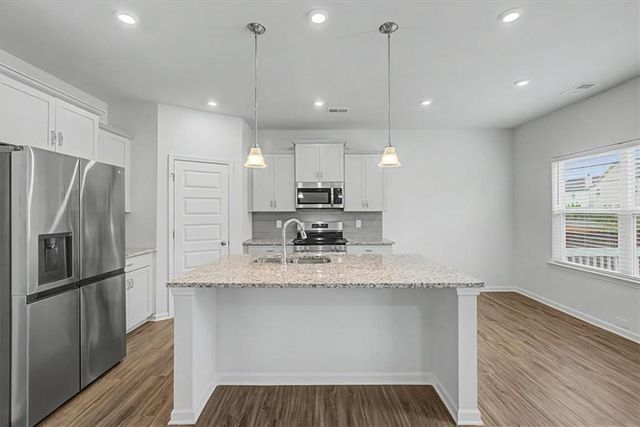 350 Cranston Drive, Ball Ground, GA 30107