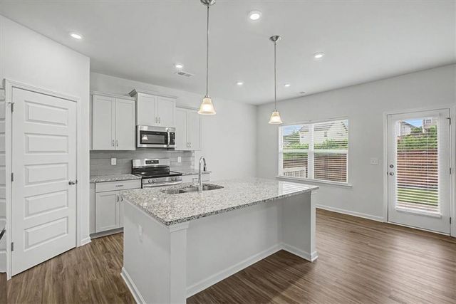 350 Cranston Drive, Ball Ground, GA 30107