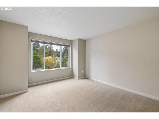 290 Nw 116TH Ave 102, Portland, OR 97229
