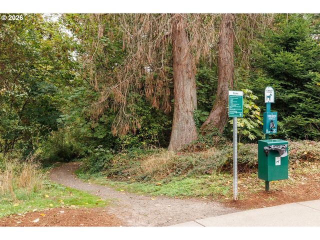 290 Nw 116TH Ave 102, Portland, OR 97229