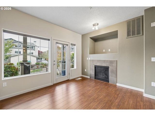 290 Nw 116TH Ave 102, Portland, OR 97229