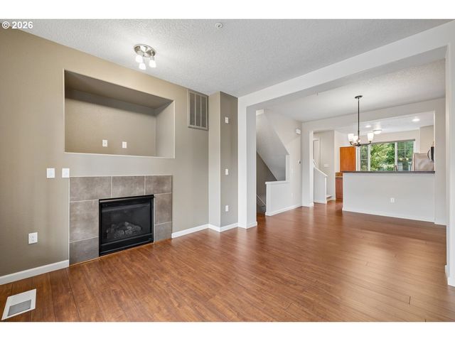 290 Nw 116TH Ave 102, Portland, OR 97229