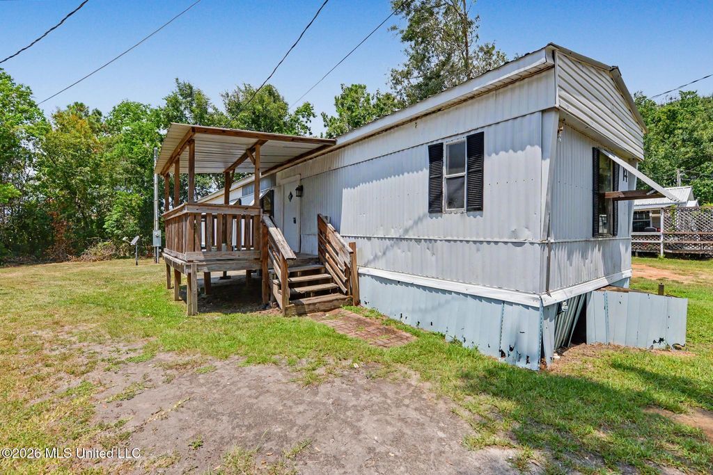 11213 Dobson Road, 14, Gulfport, MS 39503