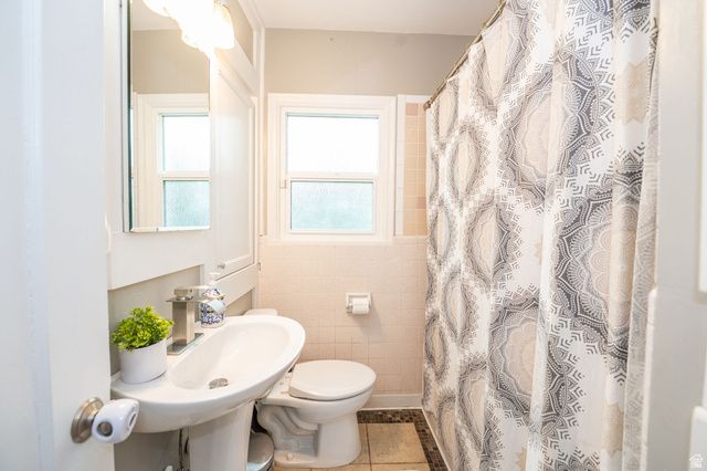 181 S COUNTRY CLUB DR, South Ogden, UT 84405