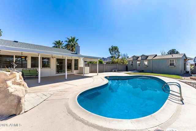 9832 N 29th Street, Phoenix, AZ 85028