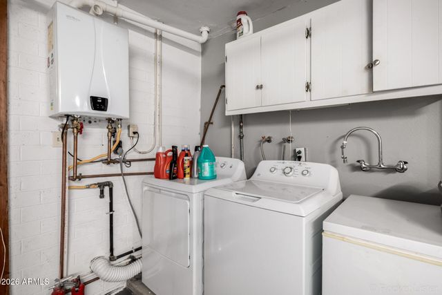 9832 N 29th Street, Phoenix, AZ 85028