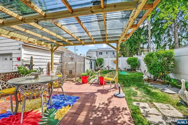 31 Hay Avenue, Nutley, NJ 07110