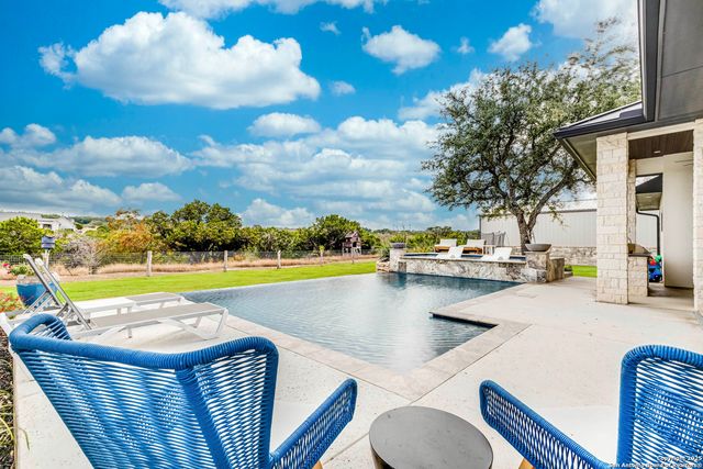 65 Sabinas Ridge Rd, Boerne, TX 78006