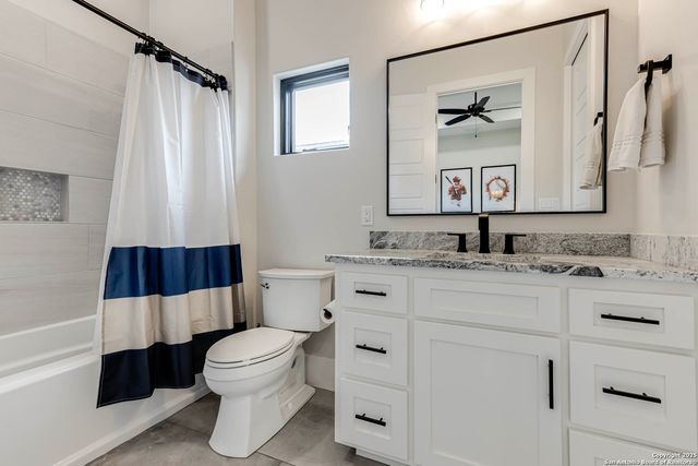 65 Sabinas Ridge Rd, Boerne, TX 78006