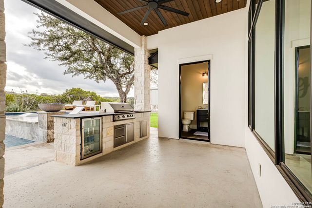 65 Sabinas Ridge Rd, Boerne, TX 78006