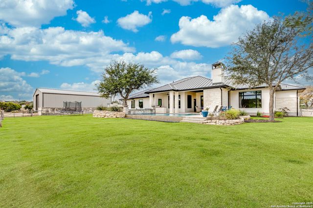 65 Sabinas Ridge Rd, Boerne, TX 78006