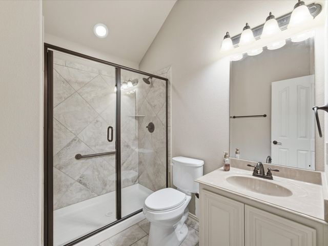 909 Longhorn Drive, Aubrey, TX 76227