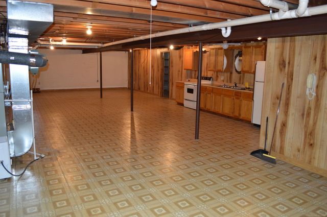 51930 North Avenue, Macomb Twp, MI 48042