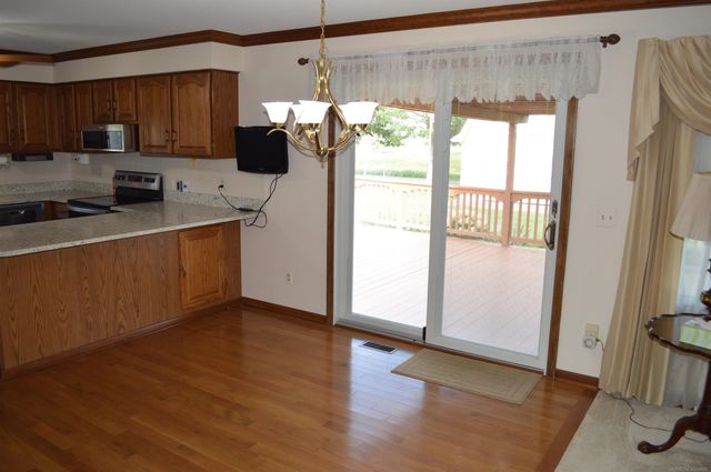 51930 North Avenue, Macomb Twp, MI 48042