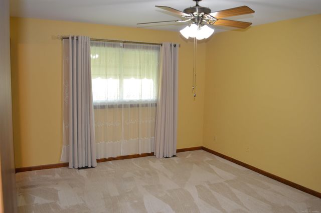 51930 North Avenue, Macomb Twp, MI 48042