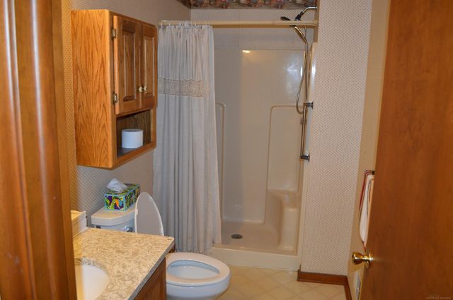 51930 North Avenue, Macomb Twp, MI 48042