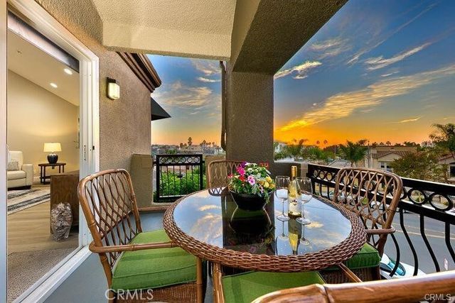 420 Lake 301, Huntington Beach, CA 92648