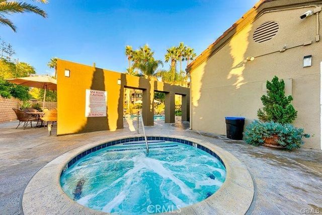 420 Lake 301, Huntington Beach, CA 92648