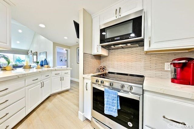 420 Lake 301, Huntington Beach, CA 92648