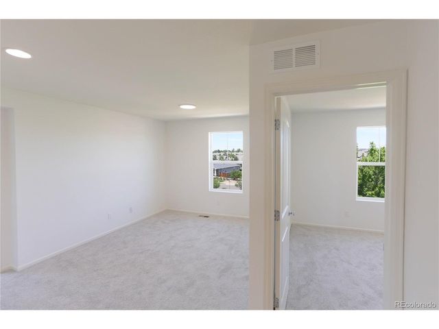 19161 E Pacific Pl, Aurora, CO 80013