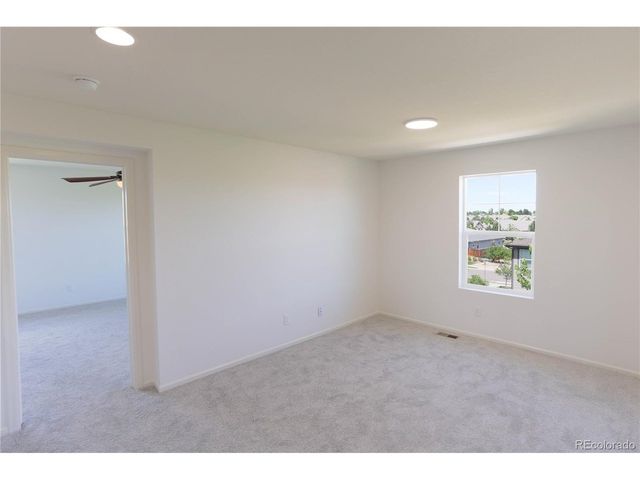 19161 E Pacific Pl, Aurora, CO 80013