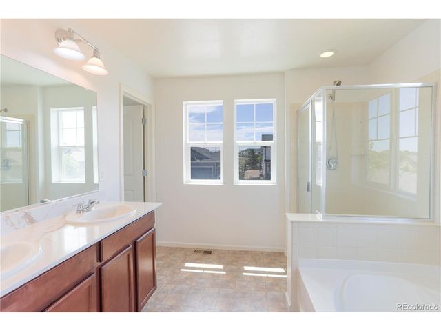 19161 E Pacific Pl, Aurora, CO 80013