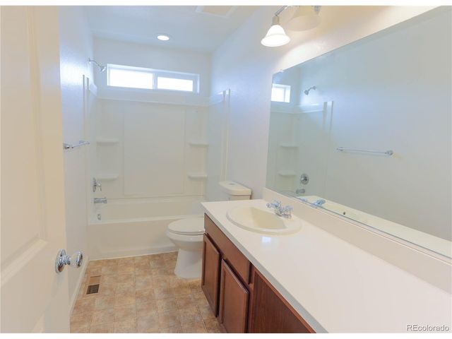 19161 E Pacific Pl, Aurora, CO 80013