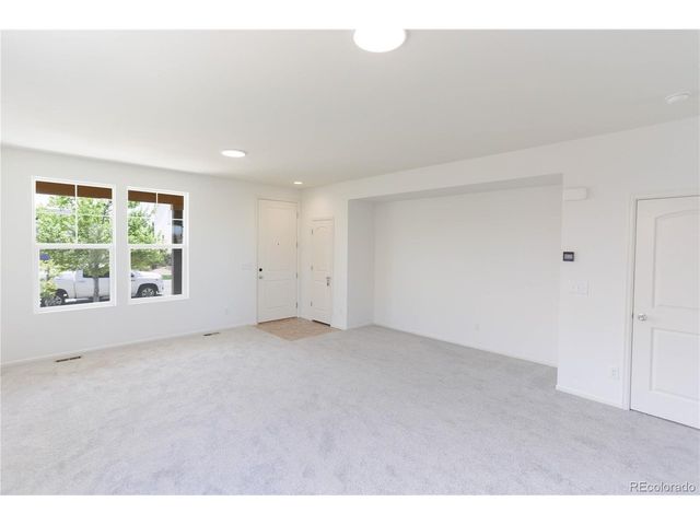 19161 E Pacific Pl, Aurora, CO 80013