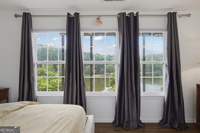 279 Quail Run 279, Roswell, GA 30076