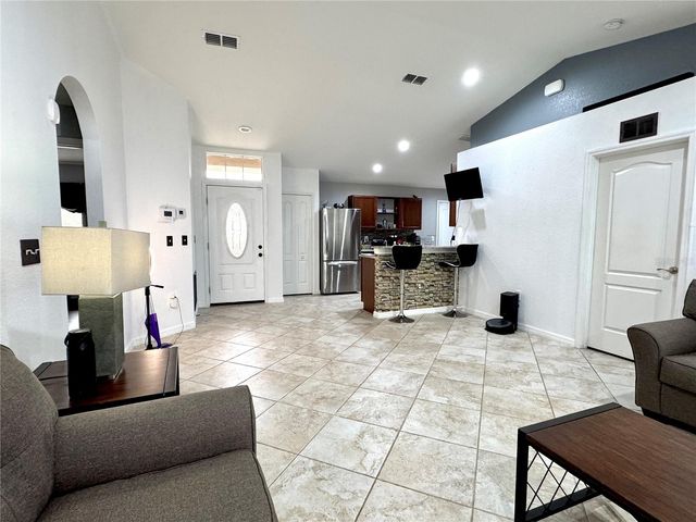 248 CHICAGO AVENUE W, Haines City, FL 33844