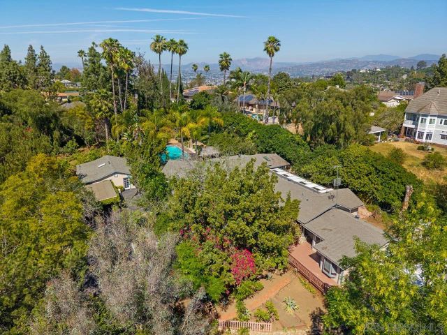 10880 Hess Drive, La Mesa, CA 91941