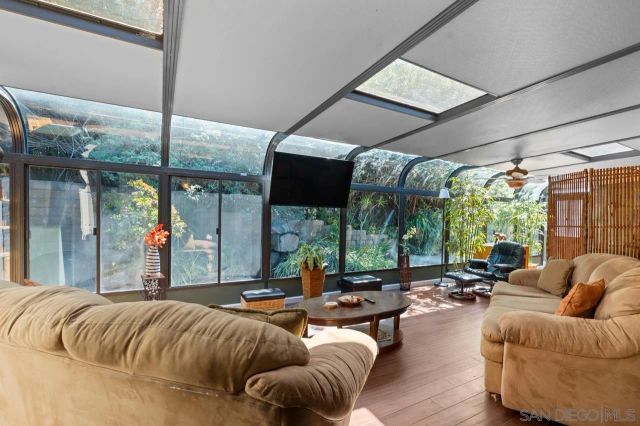 10880 Hess Drive, La Mesa, CA 91941