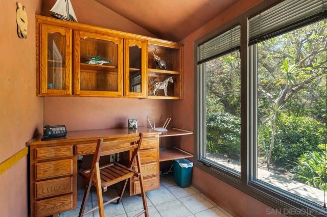 10880 Hess Drive, La Mesa, CA 91941