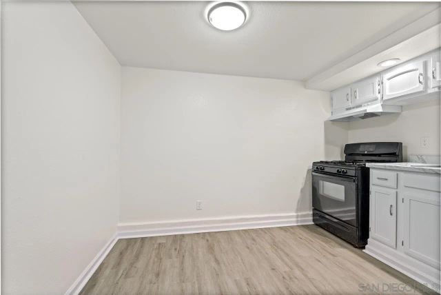 10880 Hess Drive, La Mesa, CA 91941