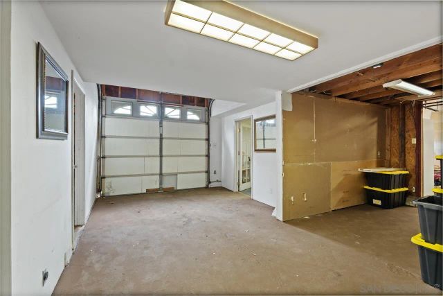 10880 Hess Drive, La Mesa, CA 91941