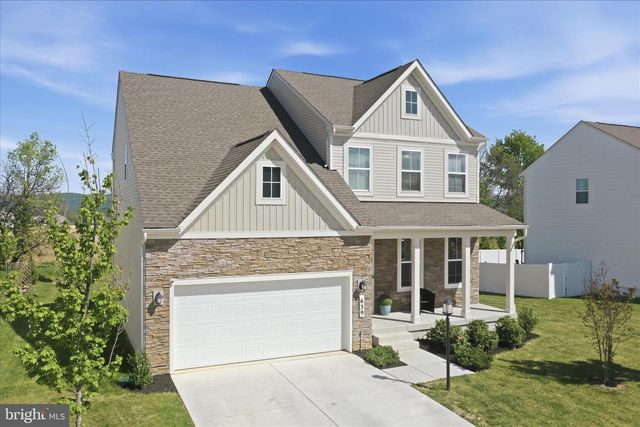 639 BARKSDALE DR, Charles Town, WV 25414
