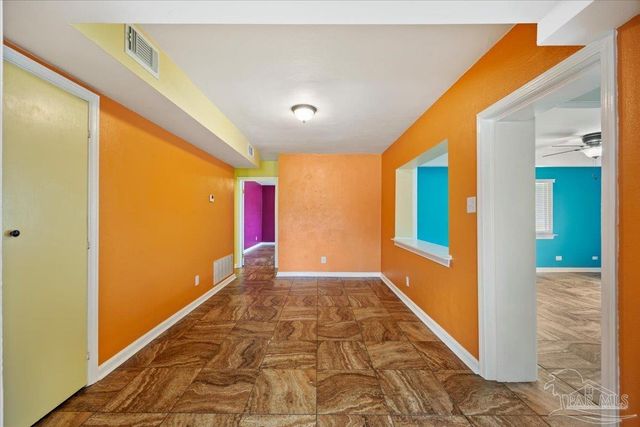 291 N K St, Pensacola, FL 32502